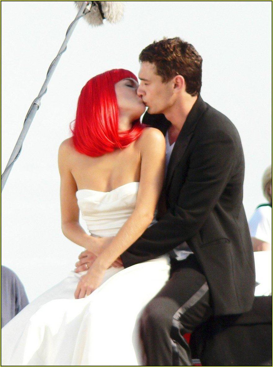 The 10 Worst Celebrity Kissers Page 3 of 10 Fame Focus