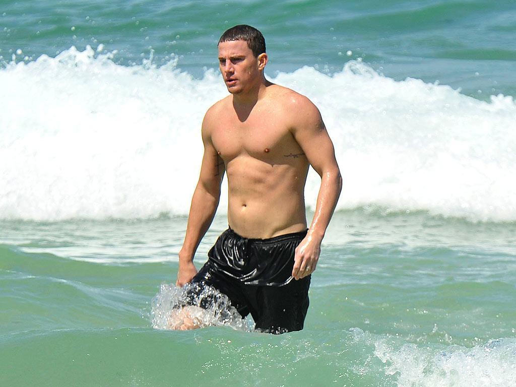 15 Best Male Celebrity Beach Bodies Page 4 of 15 Fame Focus
