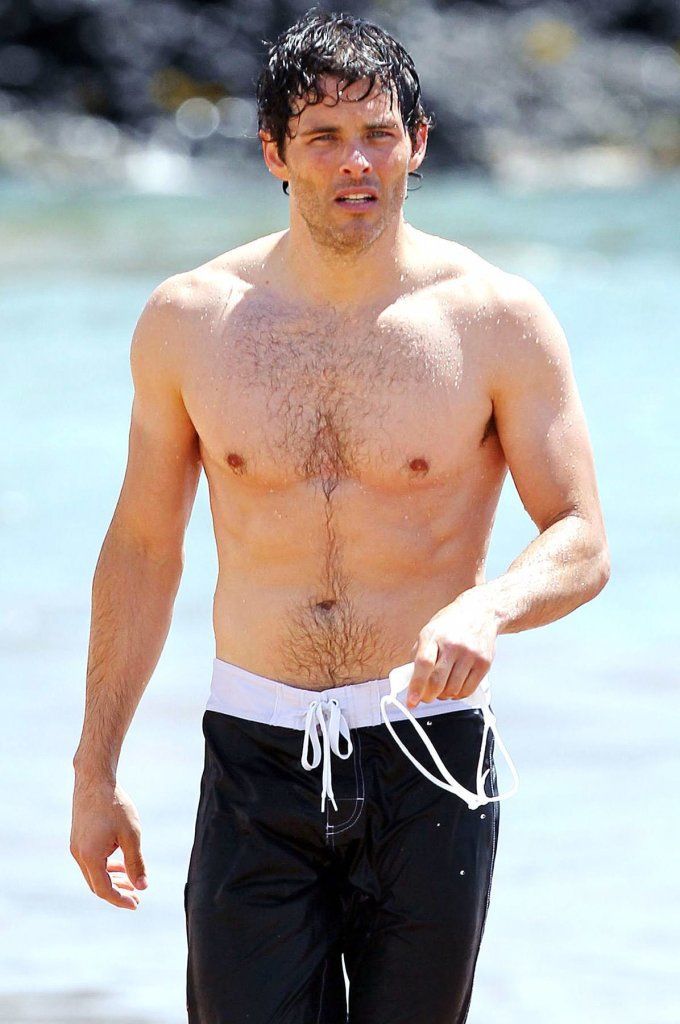 male celebrity beach bodies