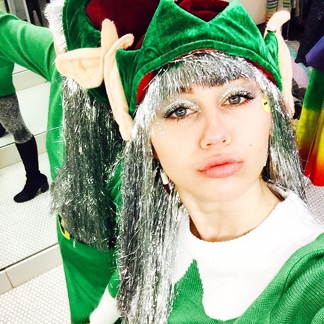 celebrity christmas selfies