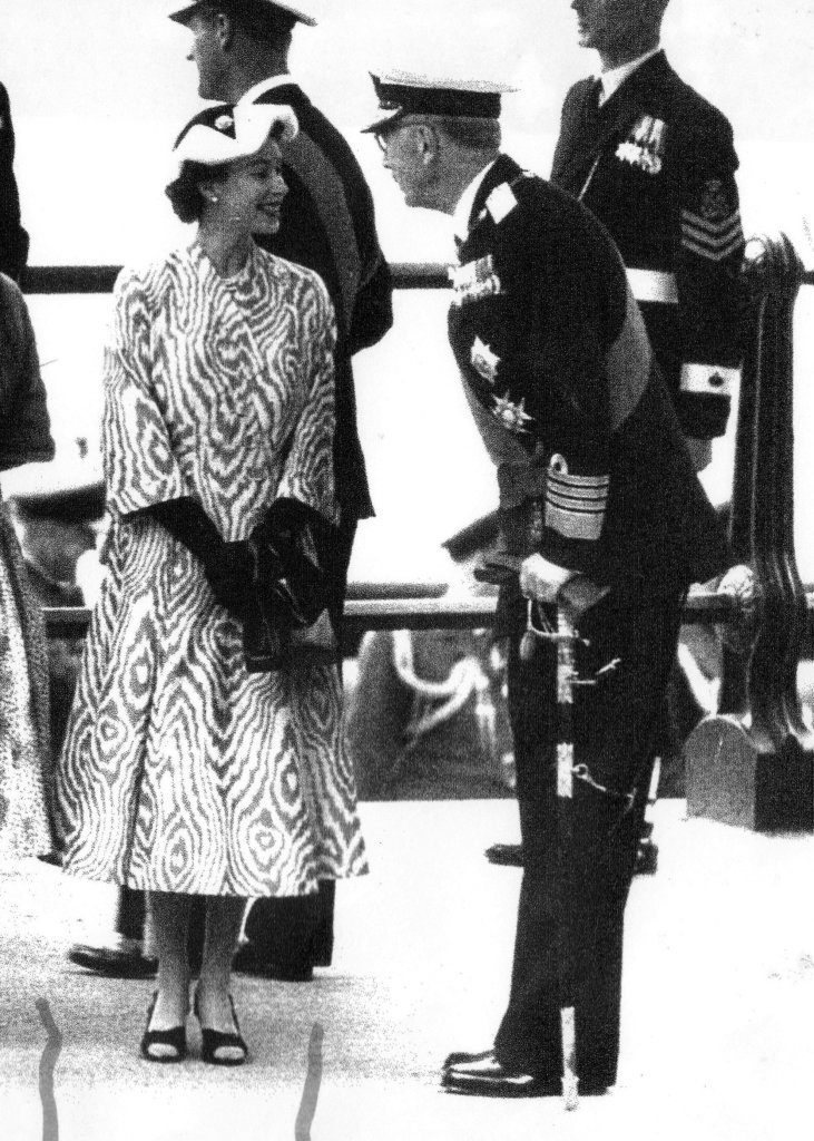 Queen Elizabeth in bold patterned dress