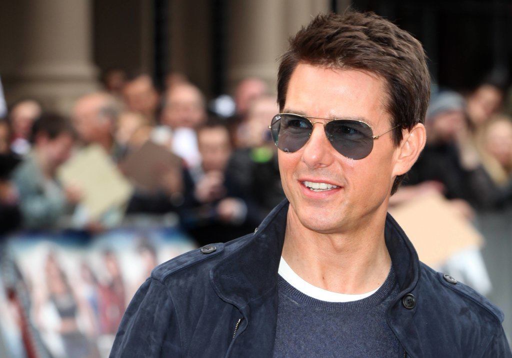 Tom Cruise in aviator sunglasses
