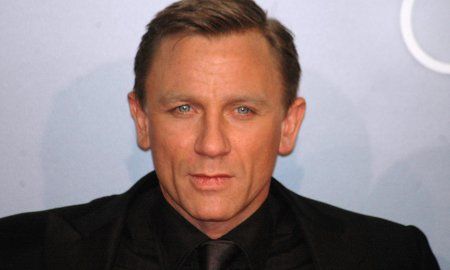 Daniel Craig