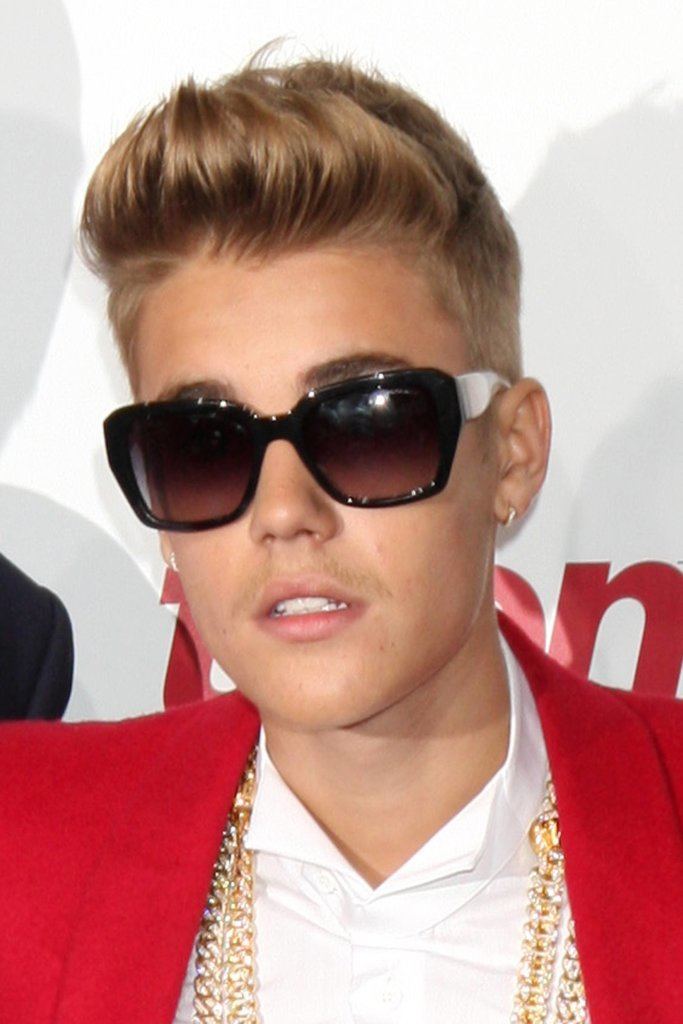 Justin Bieber in sunglasses
