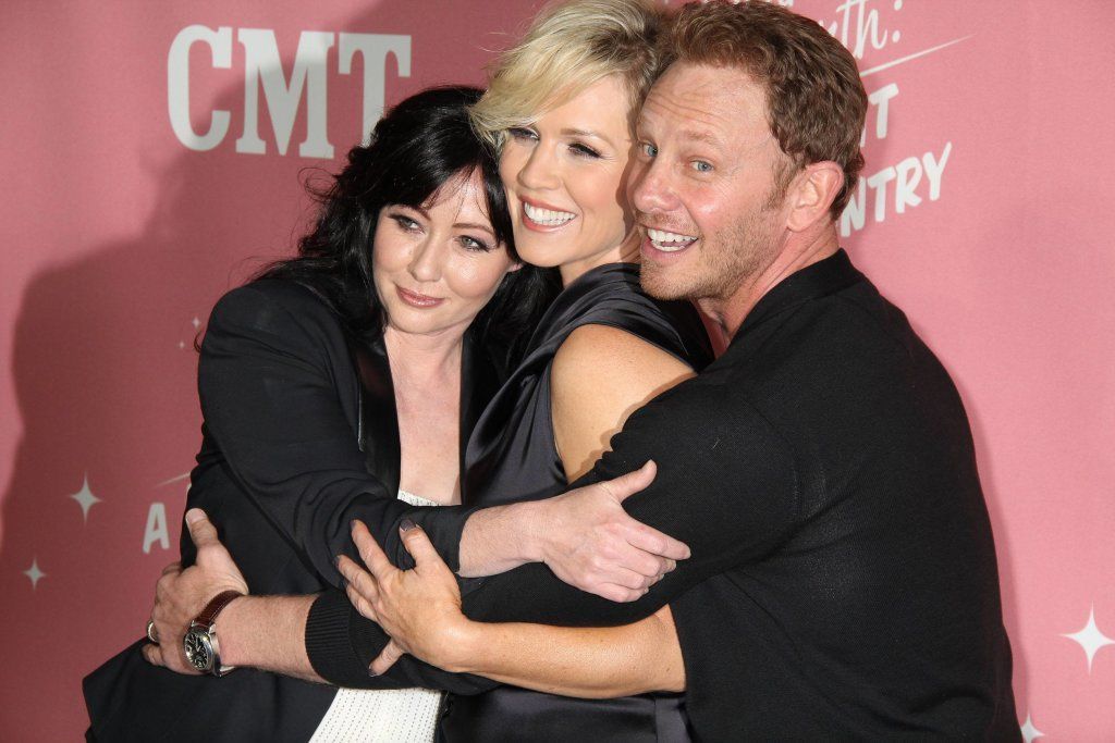 Shannen Doherty, Jennie Garth And Ian Ziering