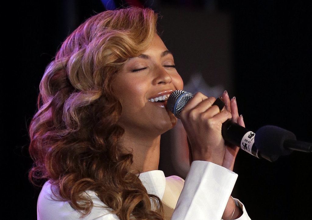 Beyonce sings