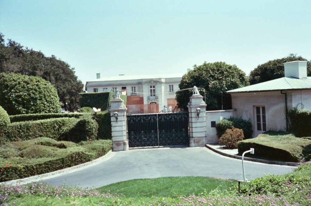 Beverly Hillbillies' mansion