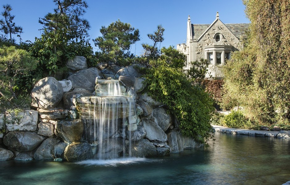 playboy mansion