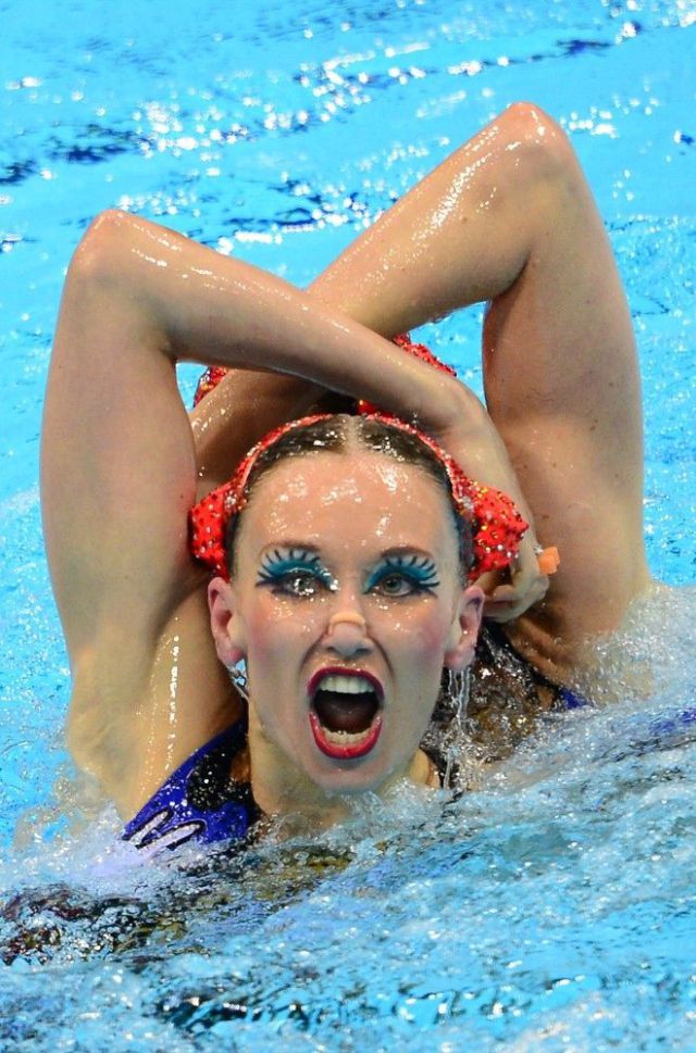 synchronized swimmers