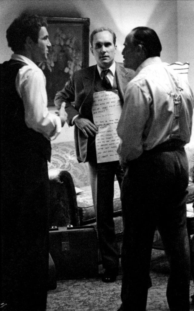 Brando used cue cards