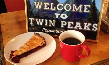 Twin Peaks cherry pie