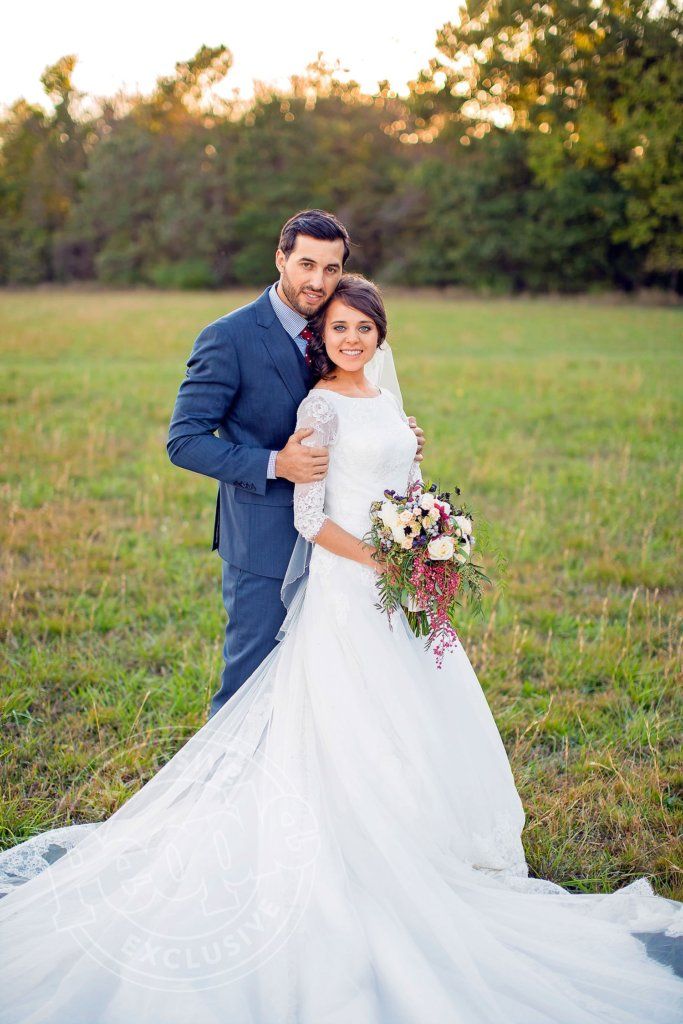 jinger duggar wedding dress