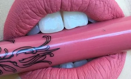 kat von d lipstick