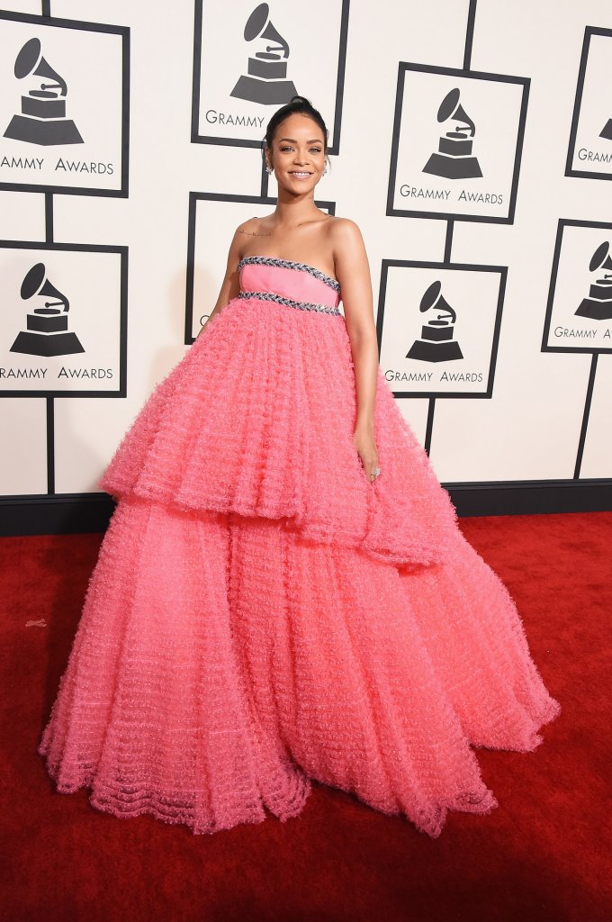 rihanna giambattista valli