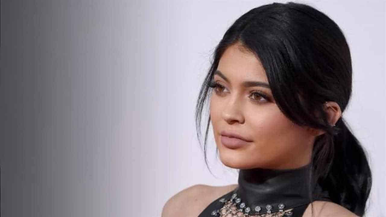 Forbes has been criticized for calling kylie jenner 'self-made' Forbes Has Been Criticized for Calling Kylie Jenner 'Self-Made' - Fame