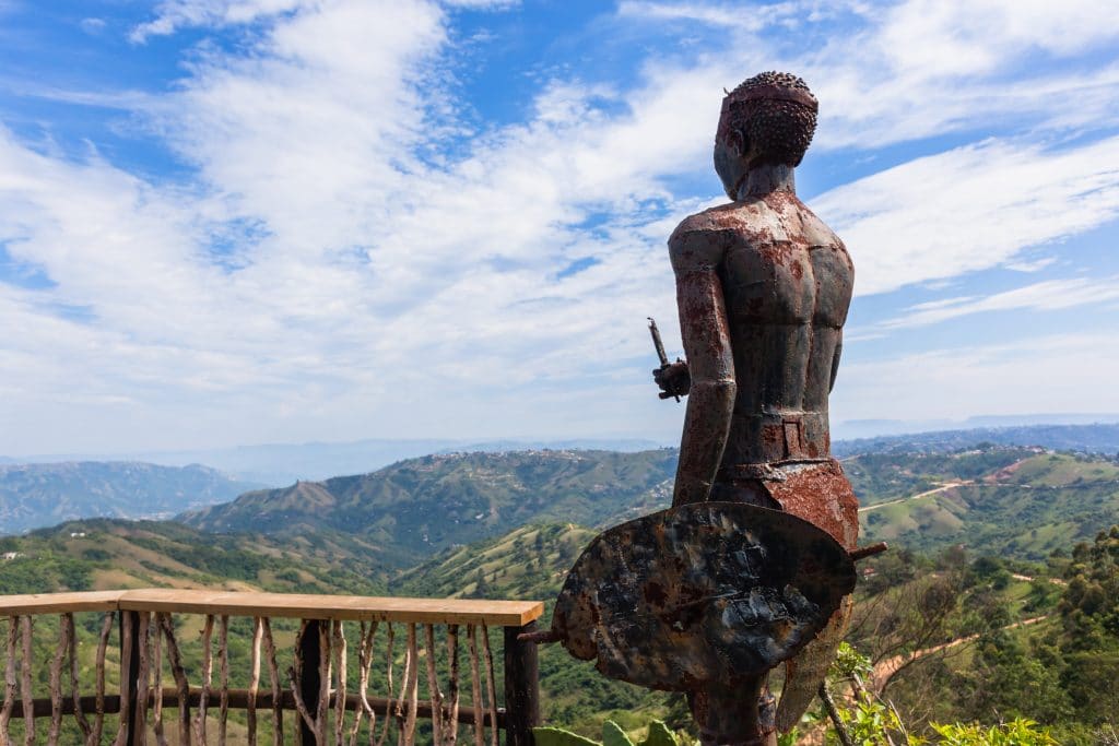 Zulu Metal Statue Rear Overlooking Viewpoint